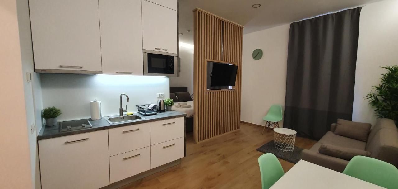Апартаменти H4U Smart Deluxe Загреб Екстер'єр фото